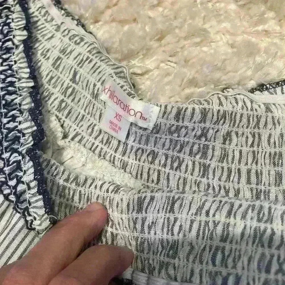 ❤️5/$25❤️ Dress - Picture 3 of 4